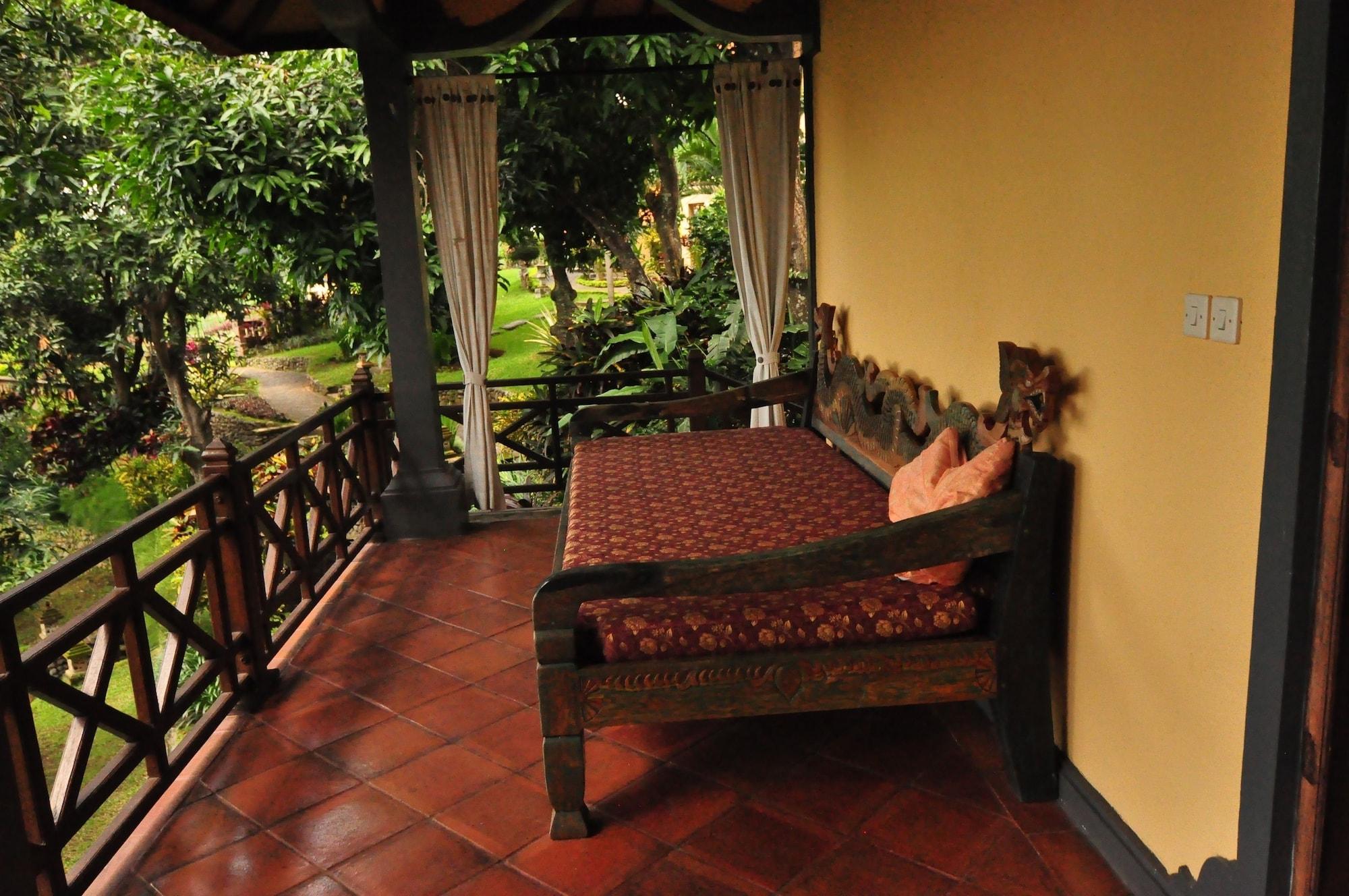 Puri Mangga Sea View Resort And Spa Lovina Esterno foto