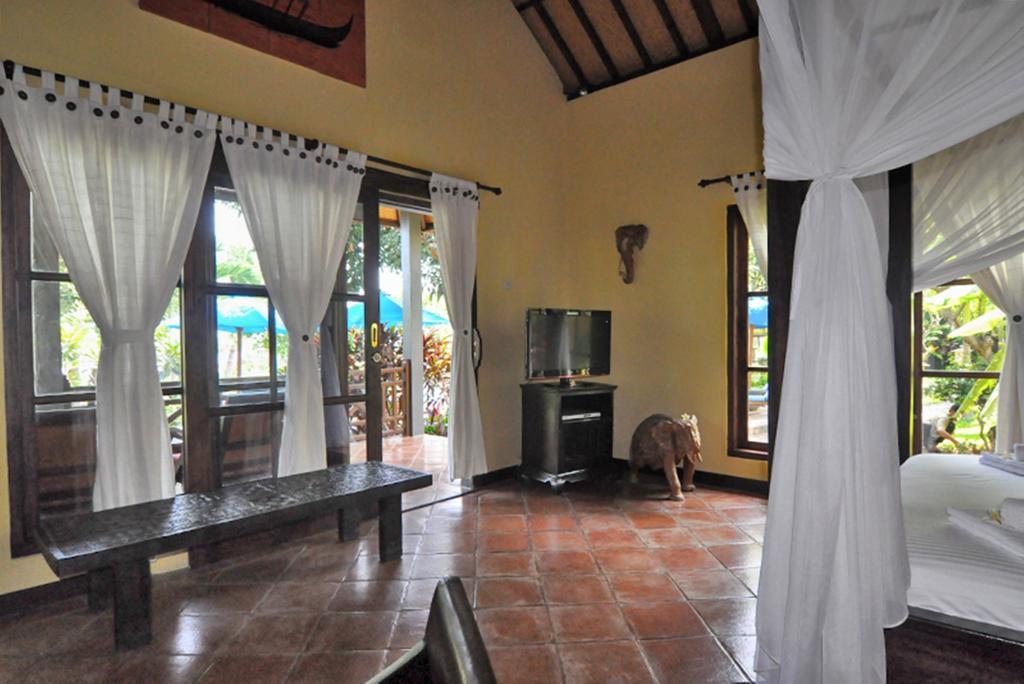 Puri Mangga Sea View Resort And Spa Lovina Esterno foto
