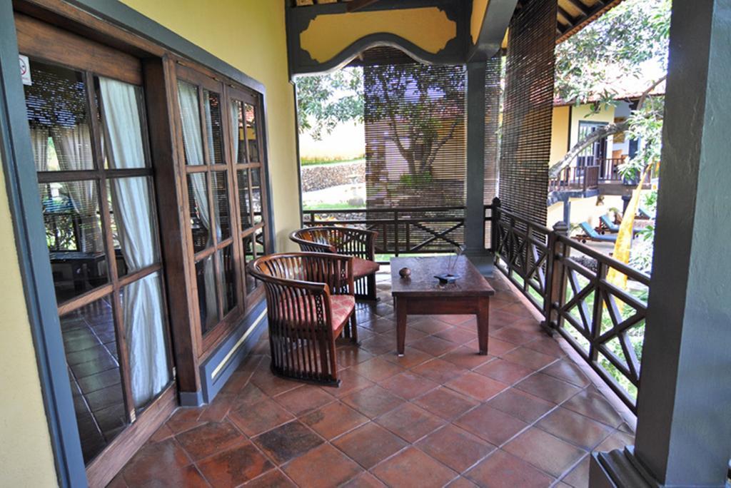 Puri Mangga Sea View Resort And Spa Lovina Esterno foto