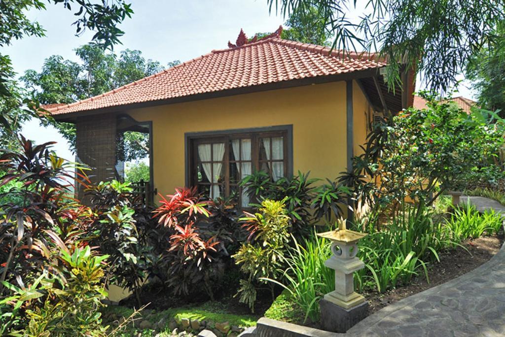 Puri Mangga Sea View Resort And Spa Lovina Esterno foto