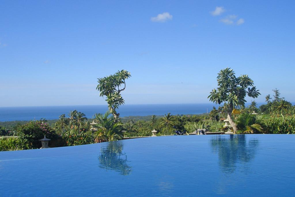 Puri Mangga Sea View Resort And Spa Lovina Esterno foto